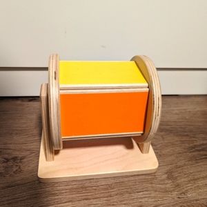 Lovevery Rainbow Spinner